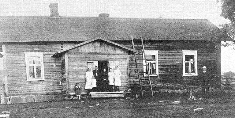 Käki-suku Vahvialan Löytömäeltä